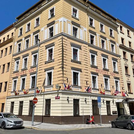 Gallery Hotel Sis Прага Екстер'єр фото