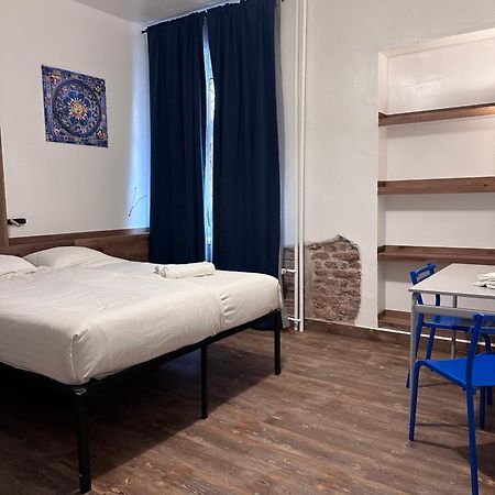 Gallery Hotel Sis Прага Екстер'єр фото