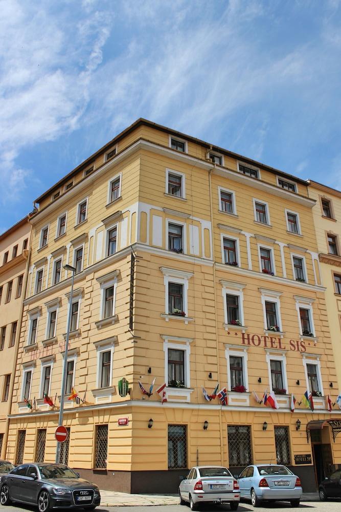 Gallery Hotel Sis Прага Екстер'єр фото